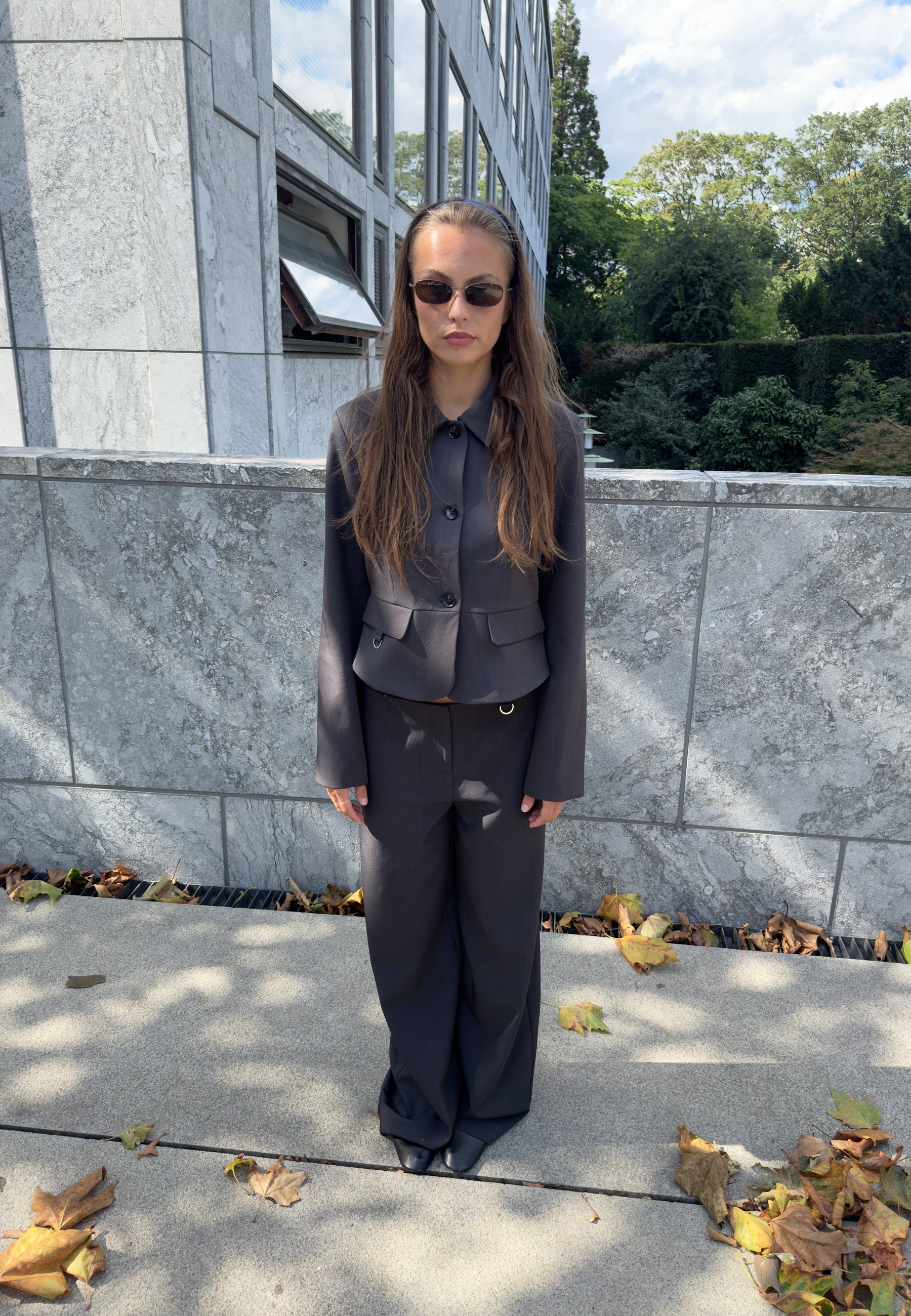 Tulina-F_Dark Grey_Content_0