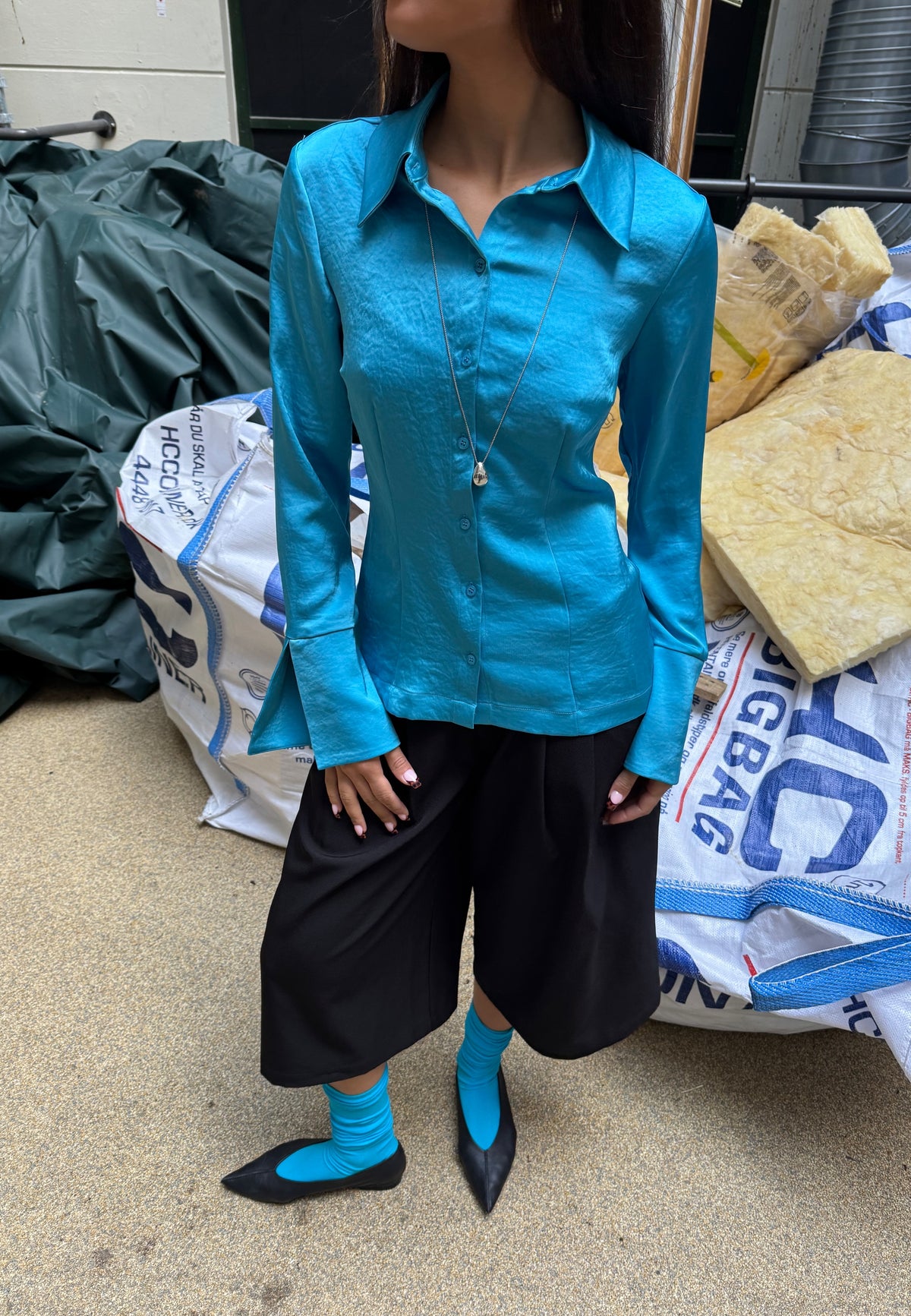 Seeano-F_Deep Turquoise_Content_1