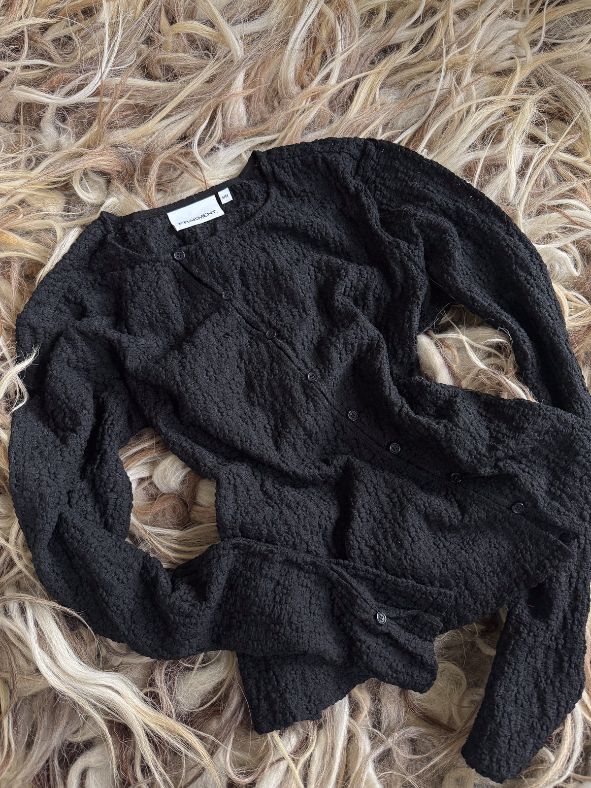 Emiel LS-F_Black_Content_0